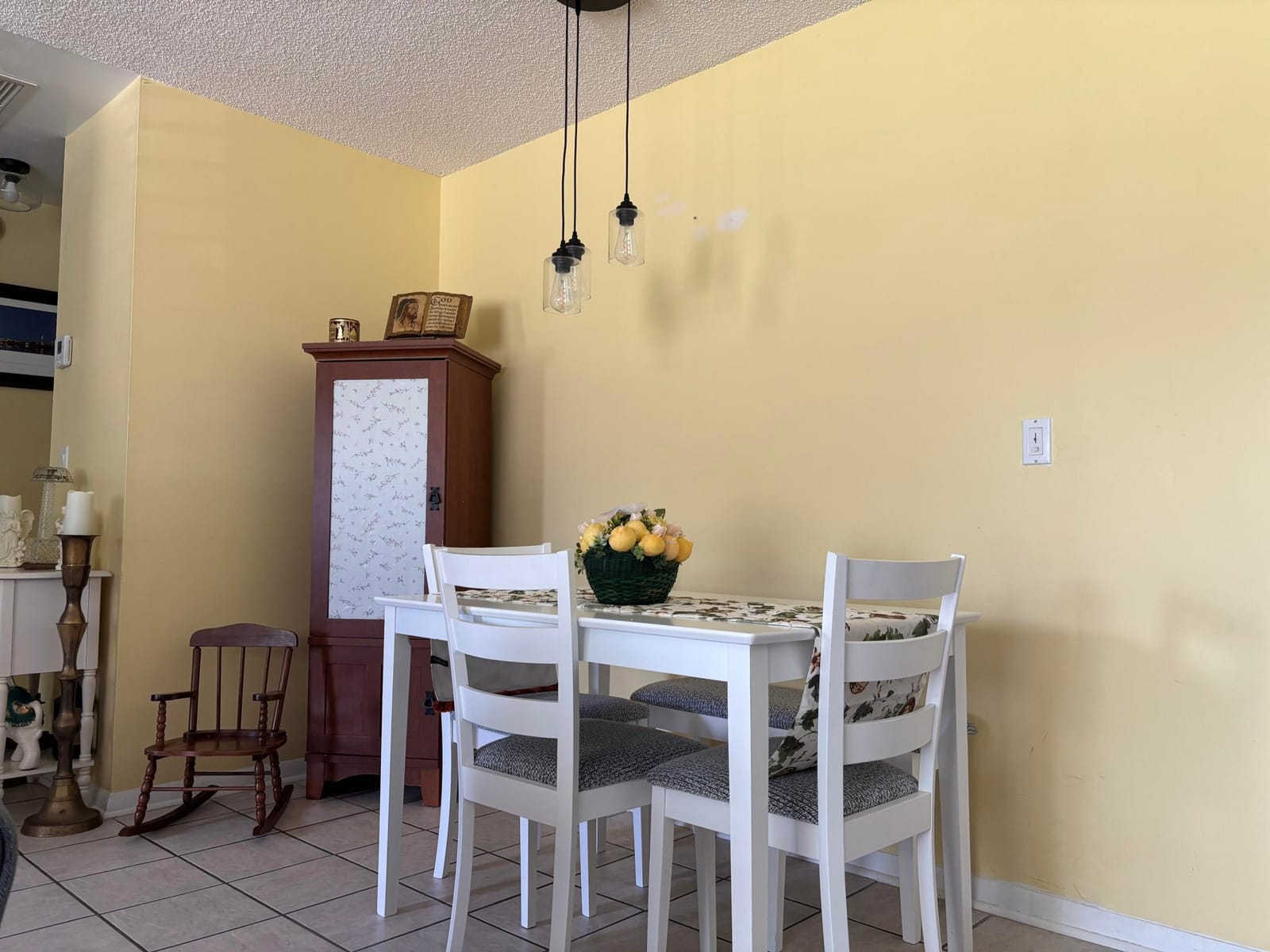 4553 VESPASIAN Court — photo 9