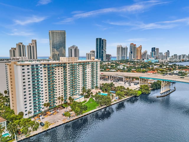 19390 COLLINS Avenue PH-6, Sunny Isles Beach, FL 33160
