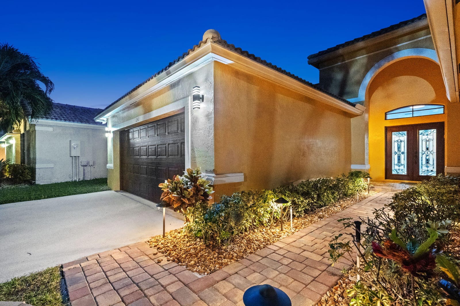 1242 Meadows Boulevard, Weston, FL 33327 photo 13