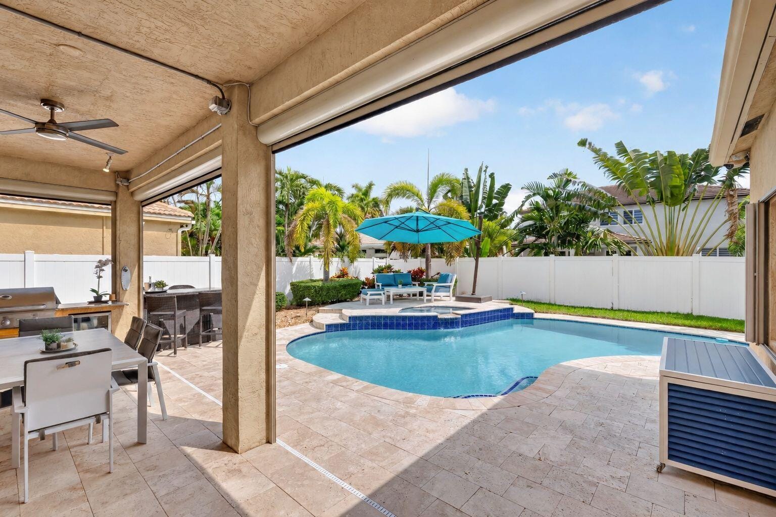 1242 Meadows Boulevard, Weston, FL 33327 photo 6