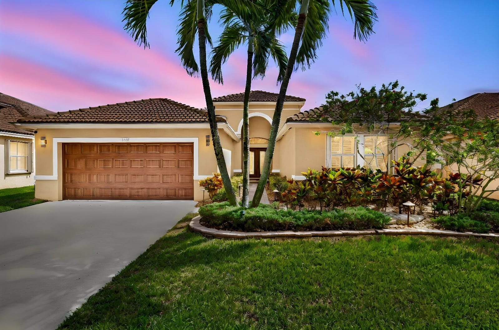 1242 Meadows Boulevard, Weston, FL 33327 photo 10