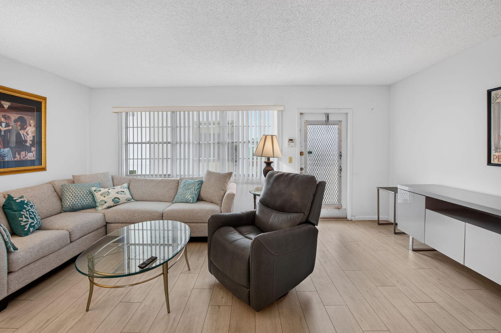 4071 CORNWALL D — photo 8