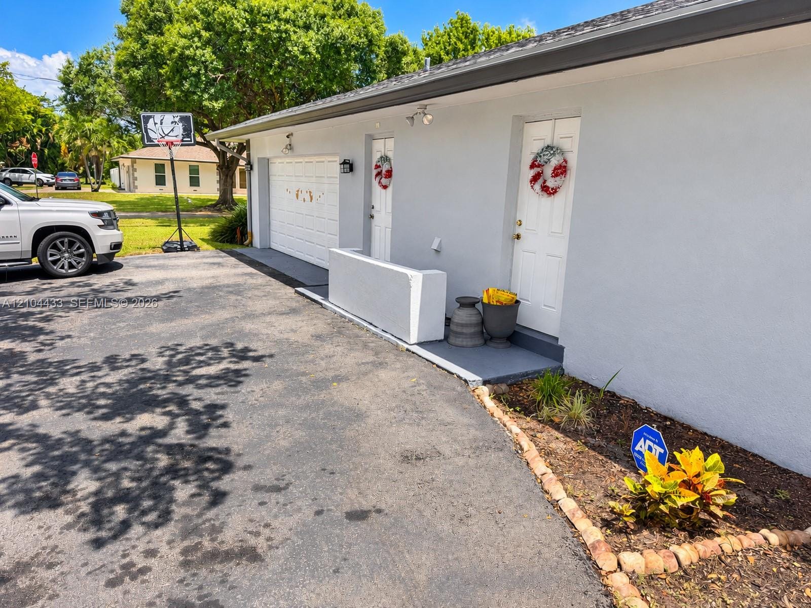7380 NW 9th Street — photo 3