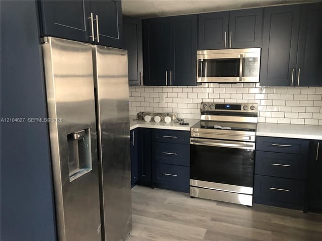 7725 SW 86th Street A1-317, Miami, FL 33143