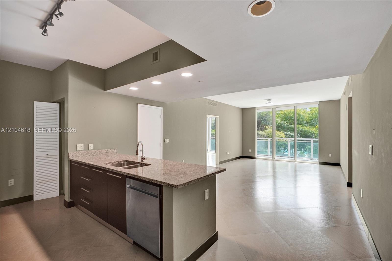 951 Brickell Avenue 1106 — photo 3