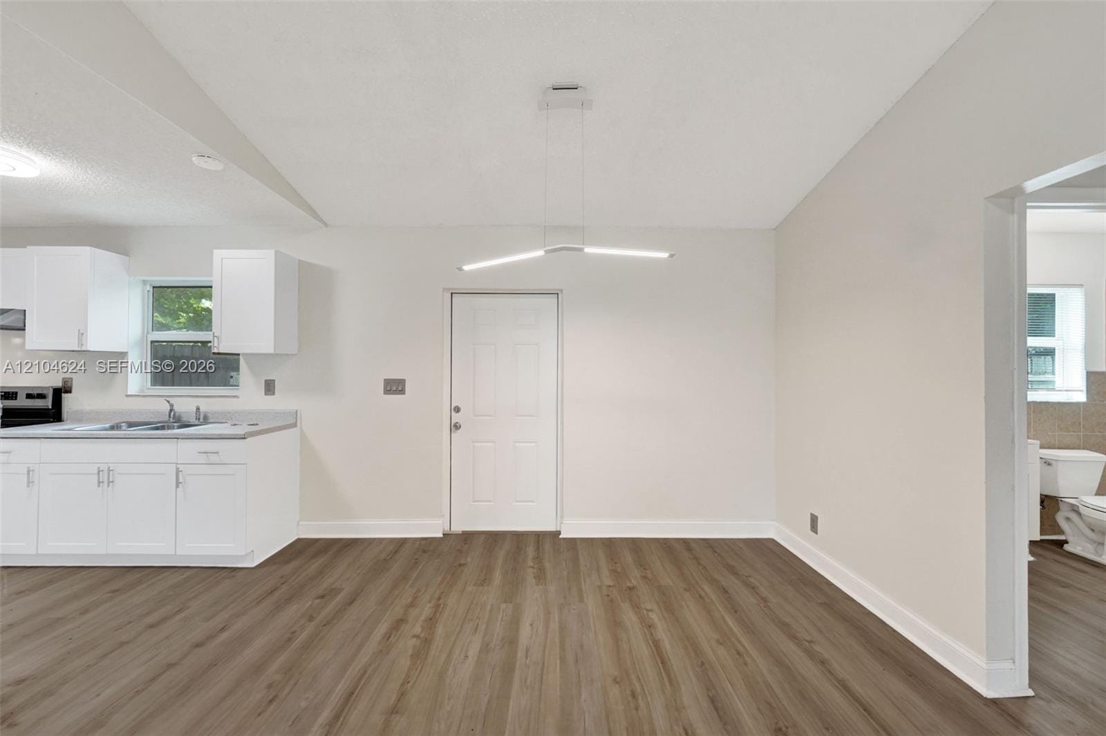 1223 NW 6th Avenue — photo 9