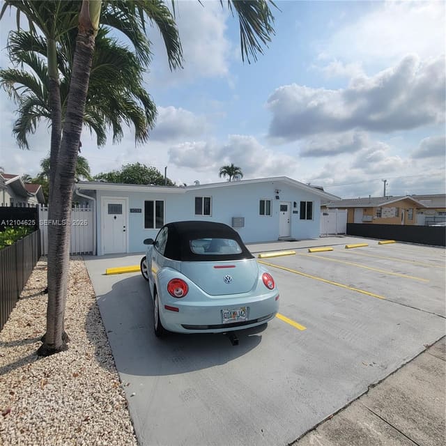 1039 W 23rd Street Front, Hialeah, FL 33010