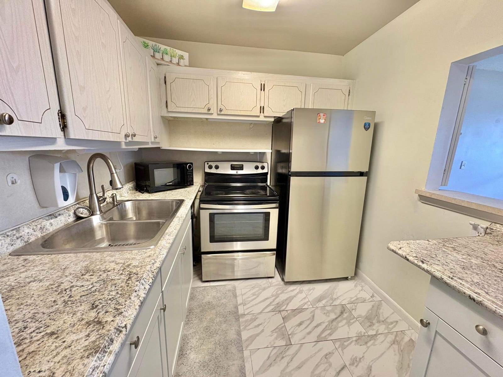 47 EASTHAMPTON B, West Palm Beach, FL 33417