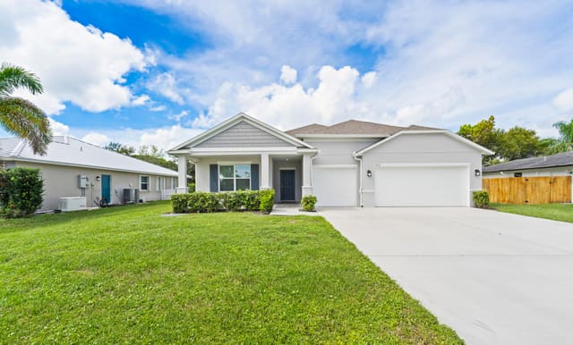 1862 SE CAMILO Street, Port St. Lucie, FL 34952