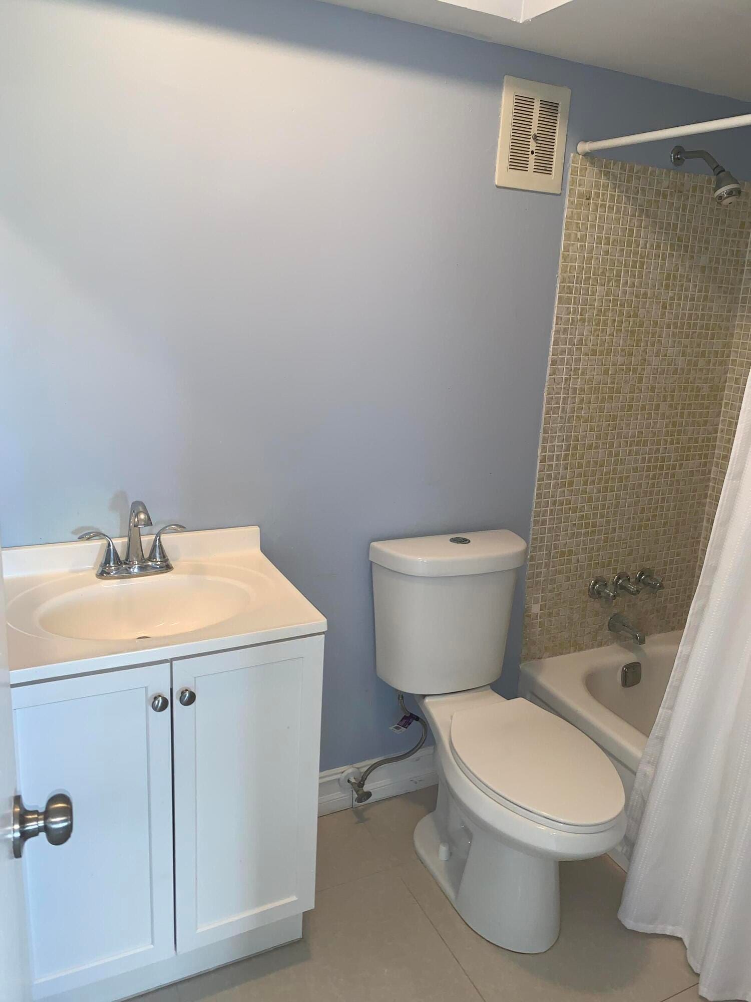 1114 Lake Terrace 211, Boynton Beach, FL 33426 photo 11