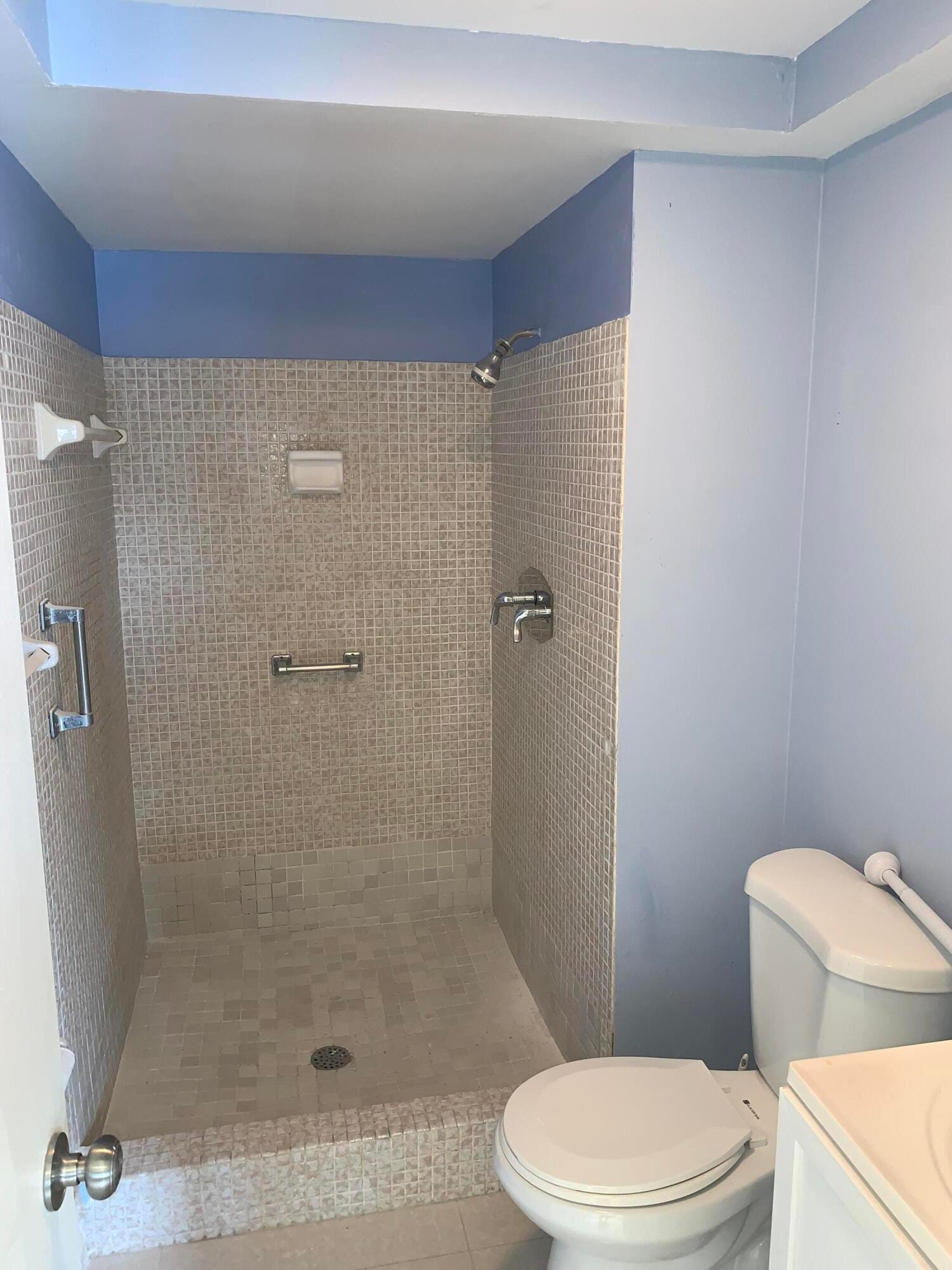 1114 Lake Terrace 211, Boynton Beach, FL 33426 photo 9
