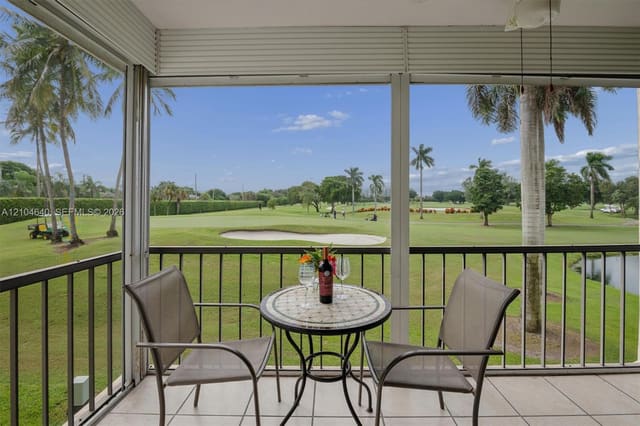 8900 Washington Boulevard 205A, Pembroke Pines, FL 33025