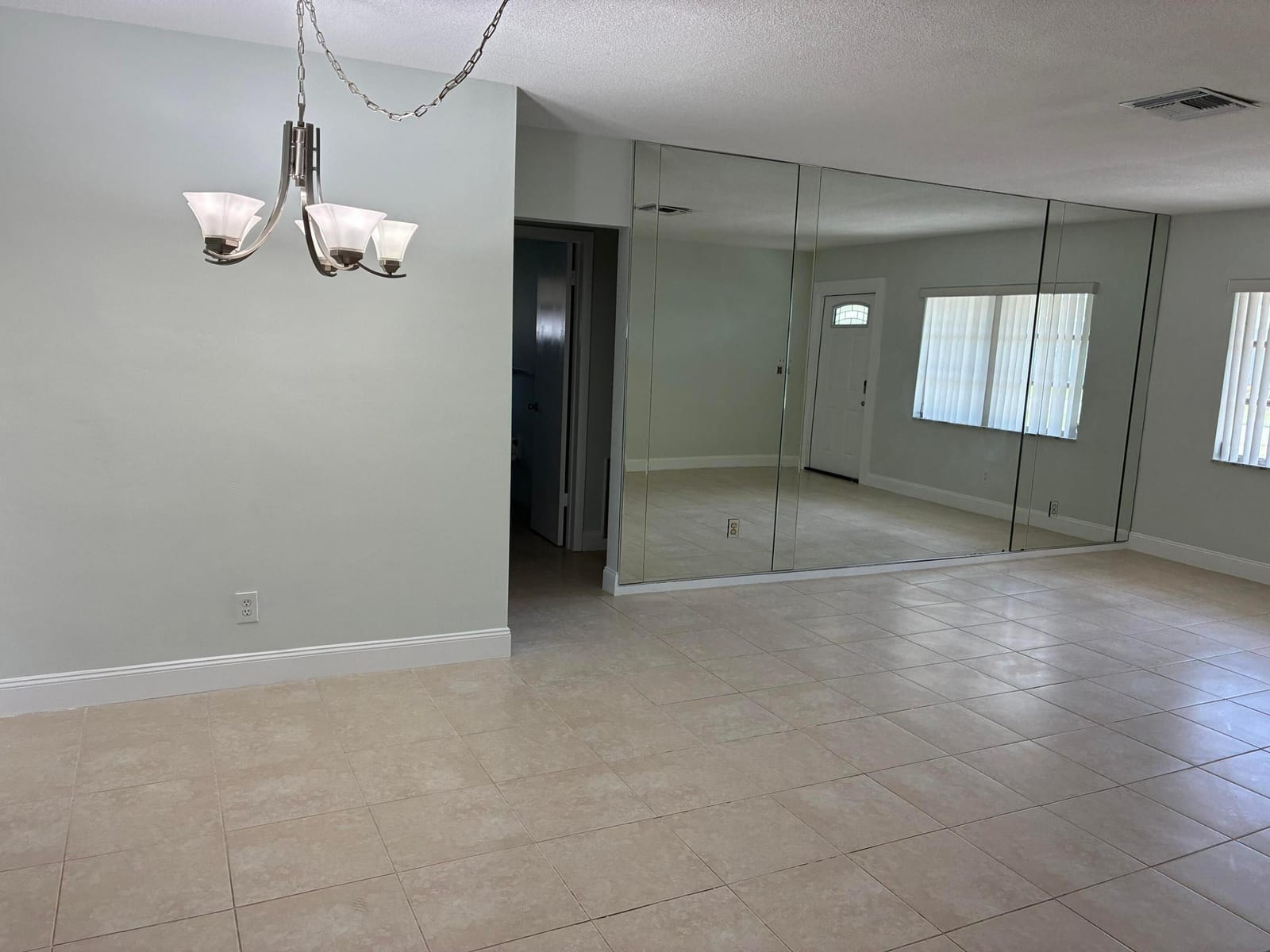 9505 NW 73RD Street — photo 3
