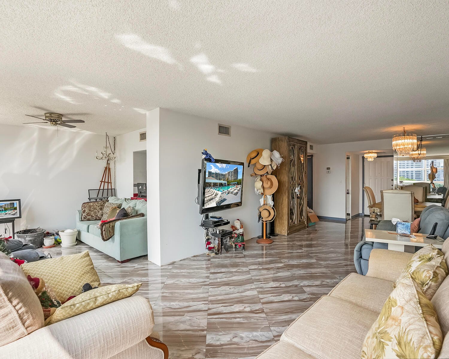 600 PARKVIEW Drive 703 — photo 9