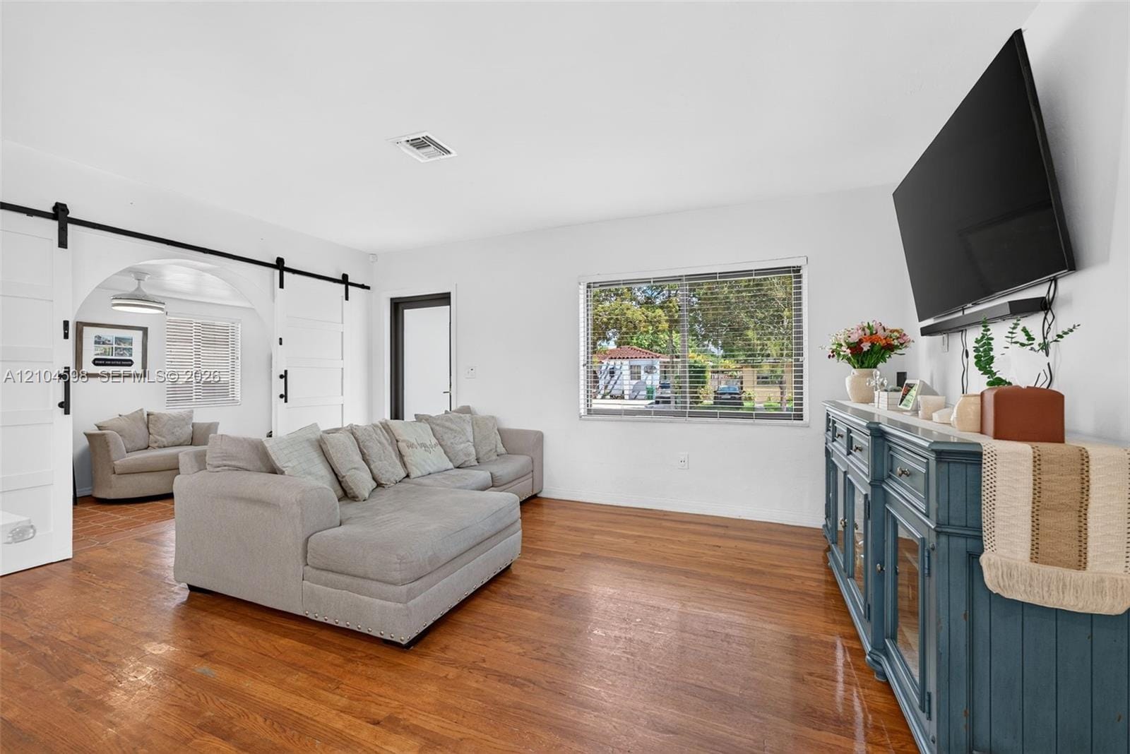 220 SW 51st Court — photo 11