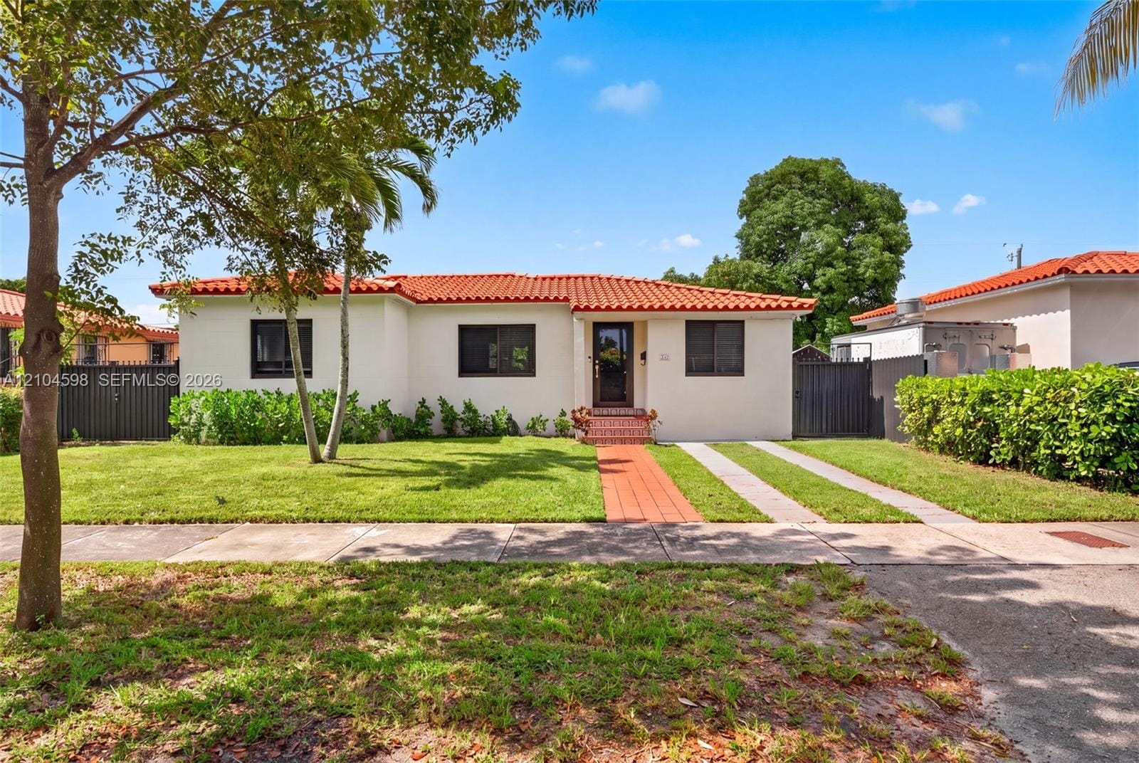 220 SW 51st Court — photo 7