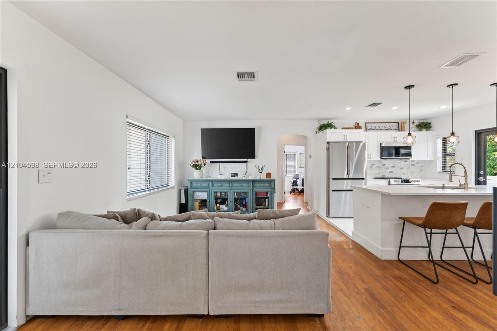 220 SW 51st Court — photo 9