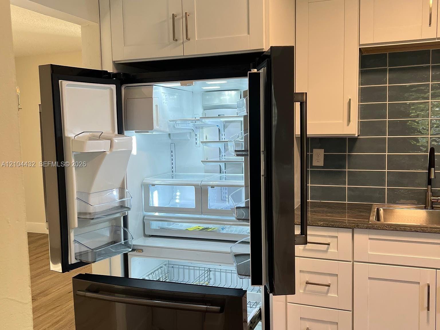 2790 SW 26th Street — photo 9