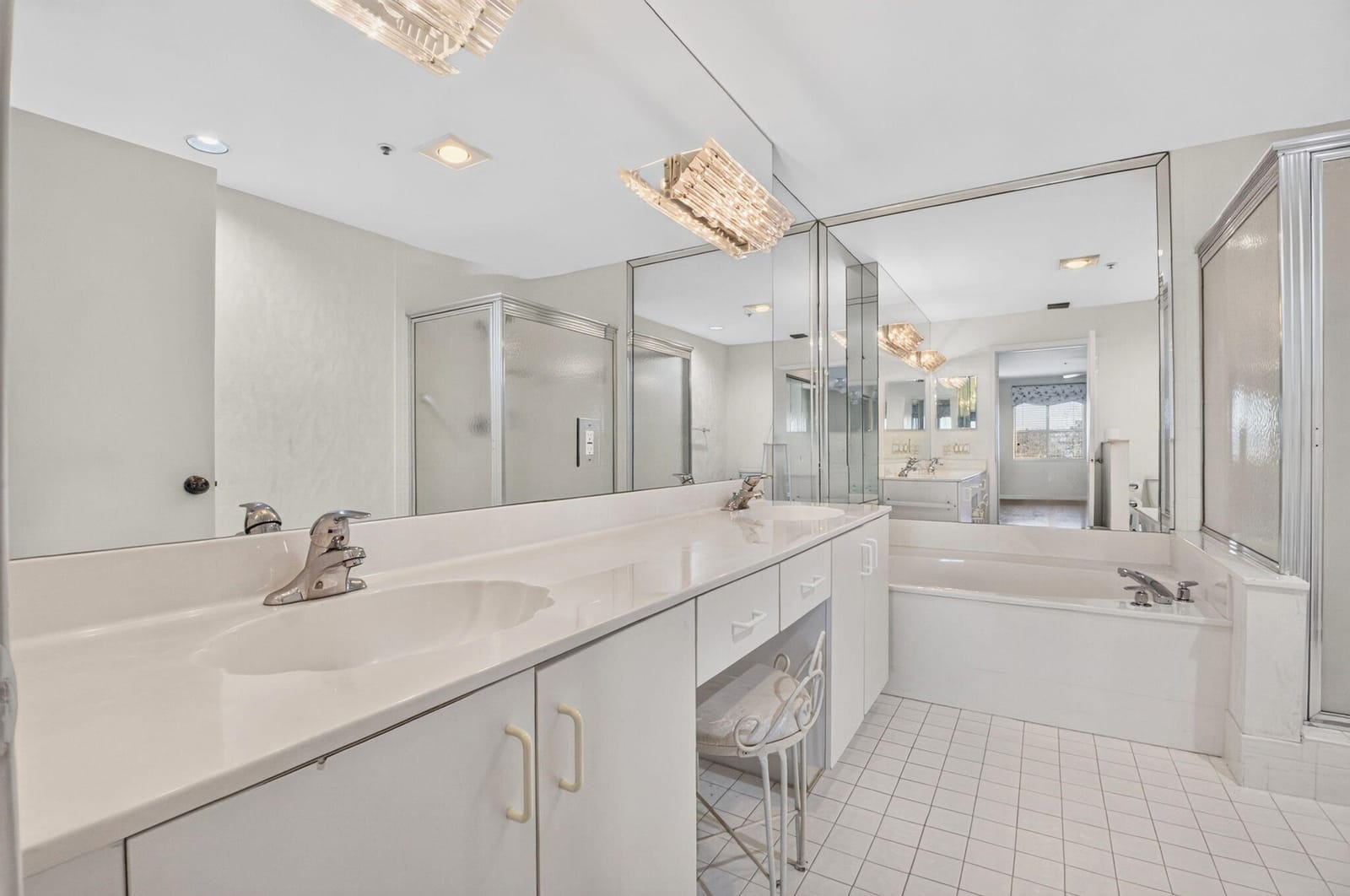 5952 Regal Glen Drive 203 — photo 4