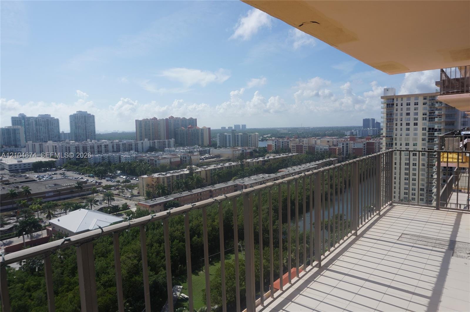 210 174th Street 1904, Sunny Isles Beach, FL 33160 photo 3