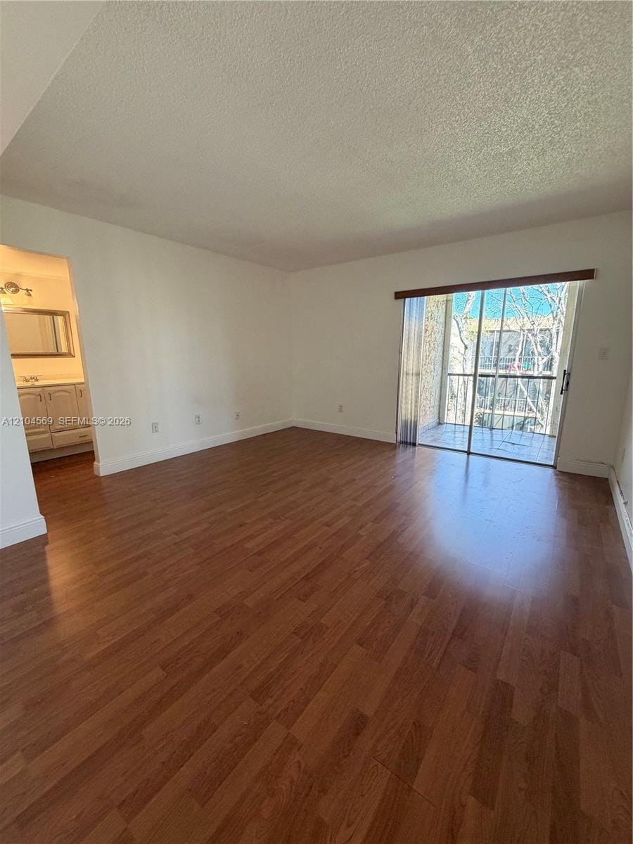 8401 SW 107th Avenue 318E, Miami, FL 33173 photo 4