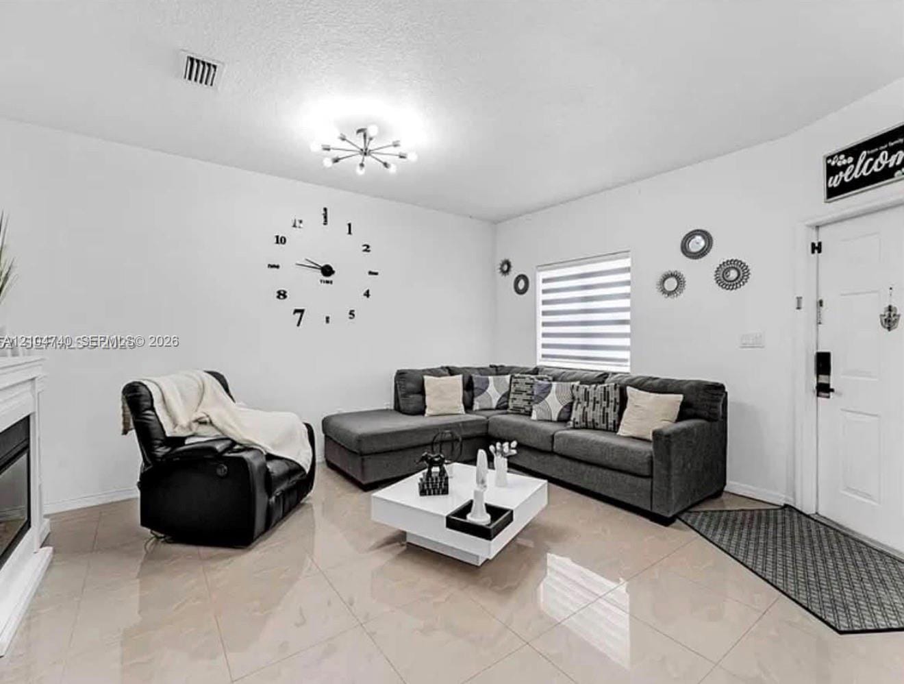 1687 SE 30th Street — photo 3