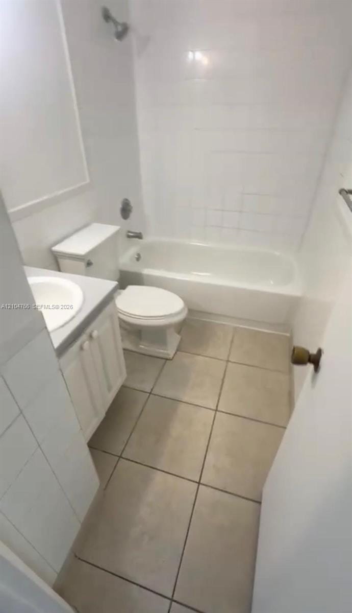 4431 Treehouse Lane H28 — photo 10