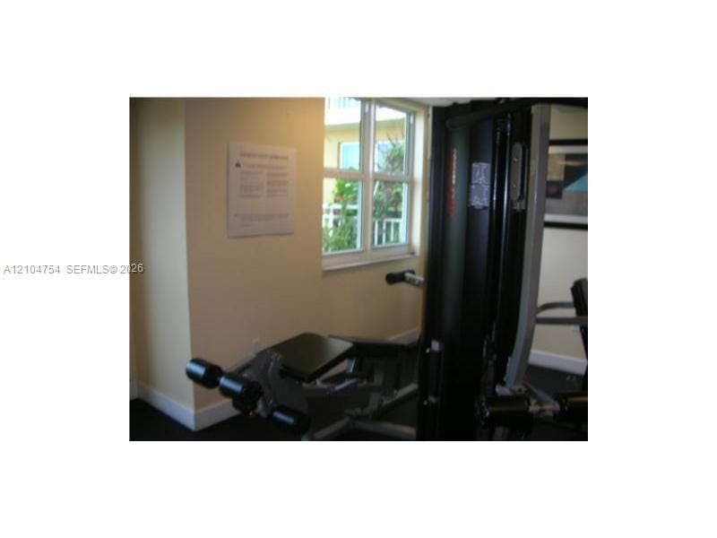 50 Menores Avenue 612 — photo 10