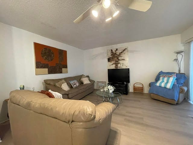 120 Preston Way — photo 10