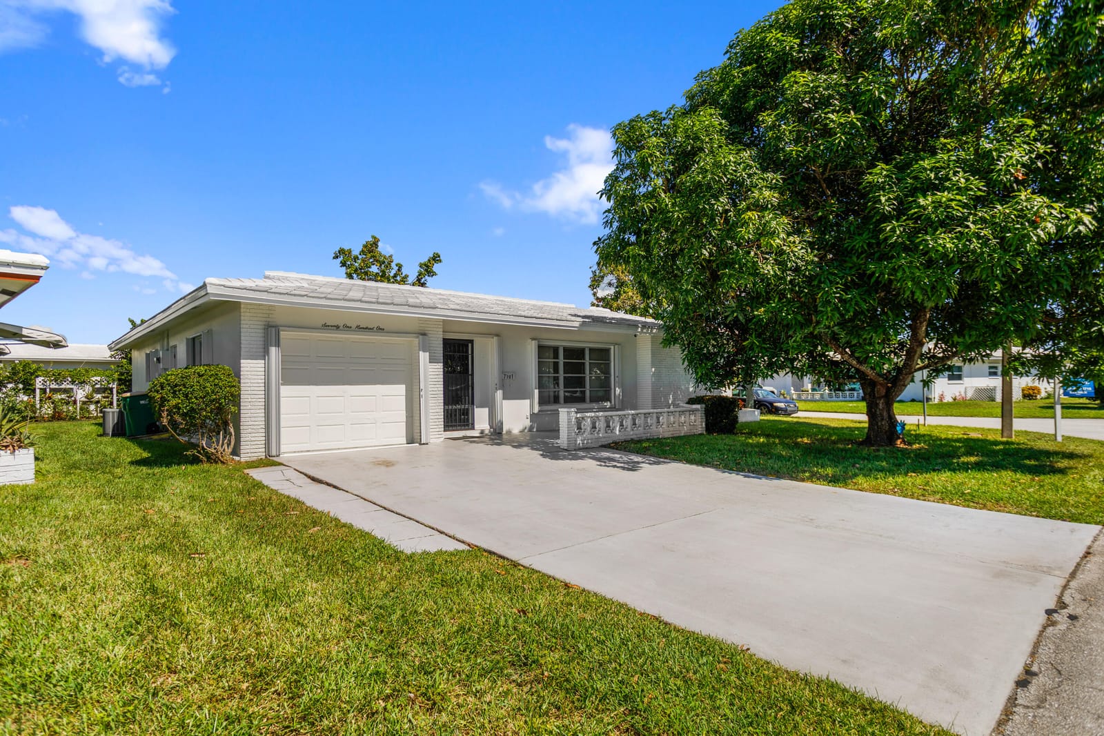 7101 NW 71ST Street, Tamarac, FL 33321