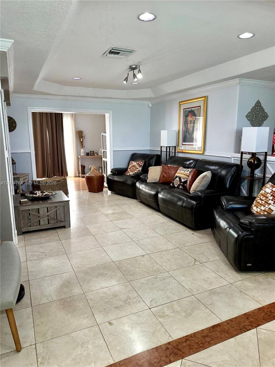 6472 SW 10th Court — photo 5
