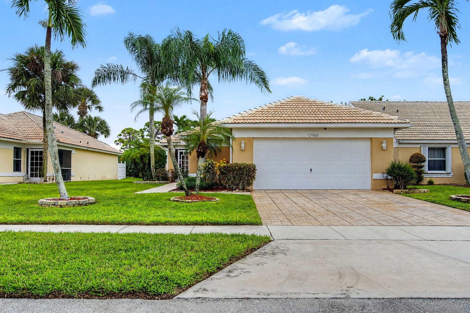 12986 Hampton Lakes Circle — photo 2