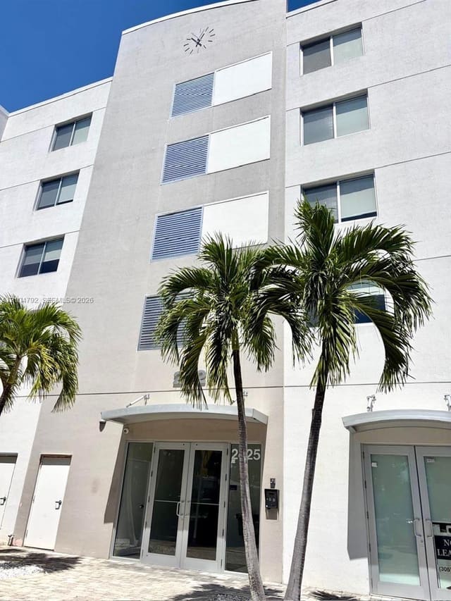 2425 SW 22nd Street 505, Miami, FL 33145