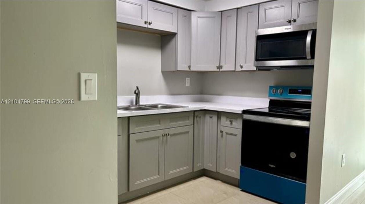 5917 SW 36th Court 12, Davie, FL 33314 photo 3