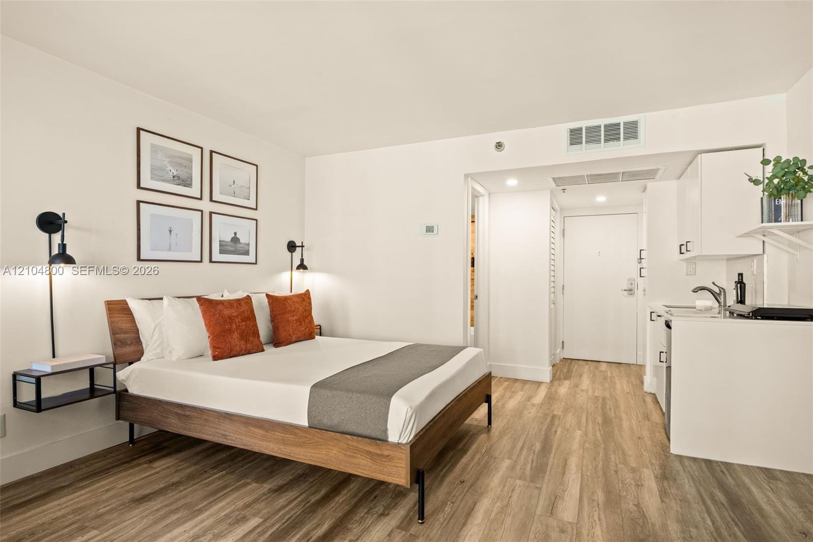 19201 Collins Avenue 924, Sunny Isles Beach, FL 33160 photo 9