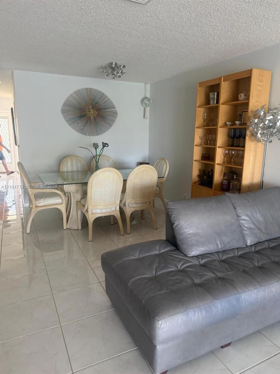 1421 NW 19th Terrace 202 — photo 9