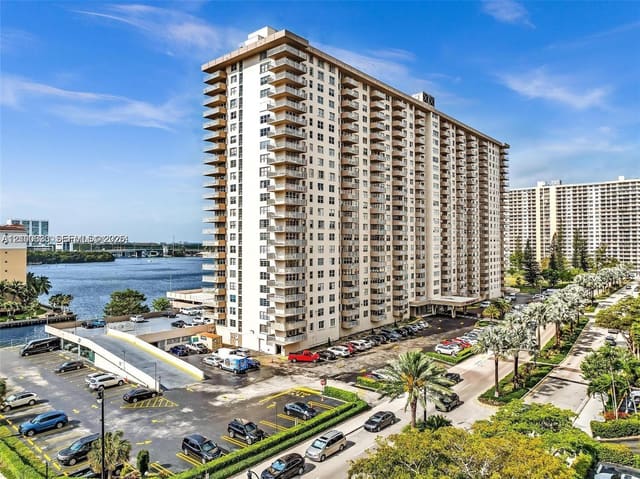 250 174th Street 502, Sunny Isles Beach, FL 33160