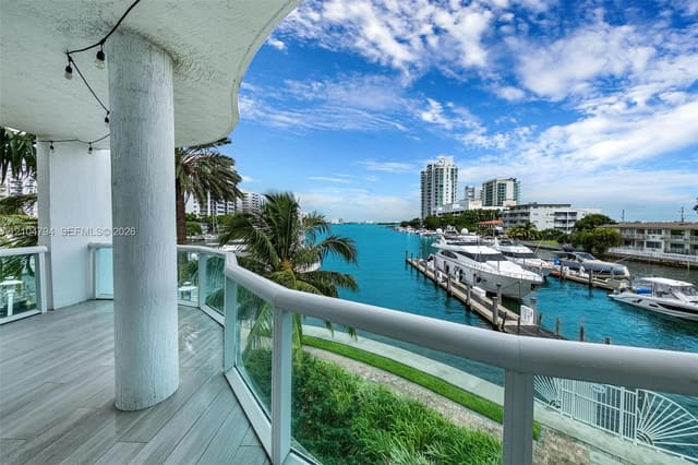 7918 Harbour Island Drive 207, North Bay Village, FL 33141
