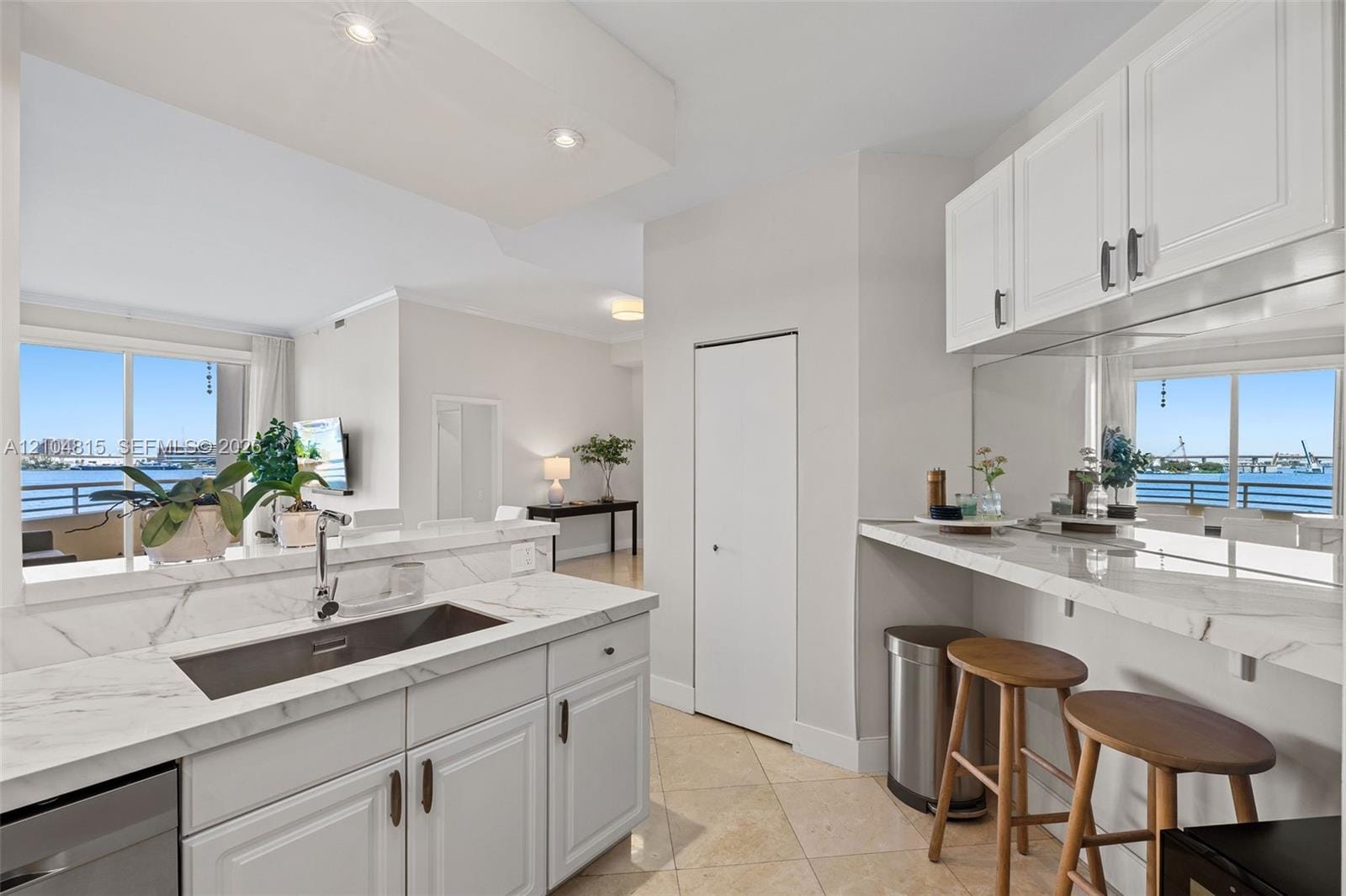 888 Brickell Key Drive 410, Miami, FL 33131 photo 12