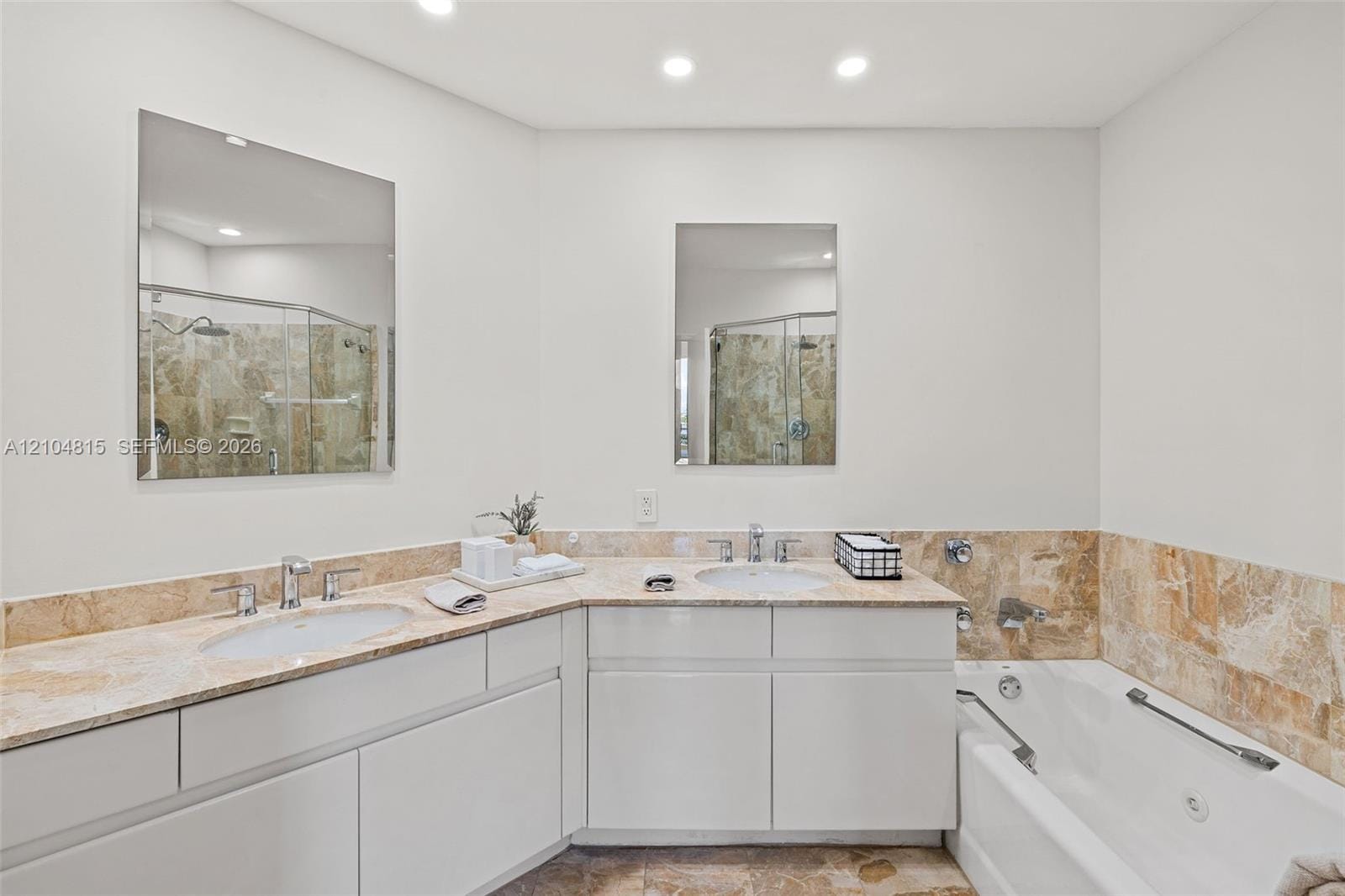 888 Brickell Key Drive 410, Miami, FL 33131 photo 20