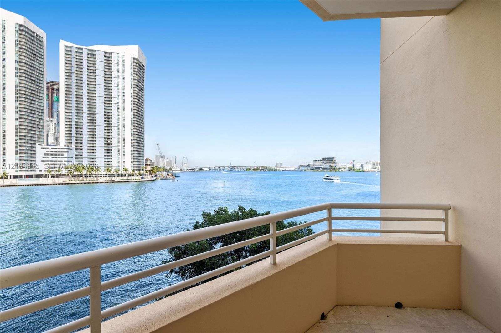888 Brickell Key Drive 410, Miami, FL 33131 photo 28
