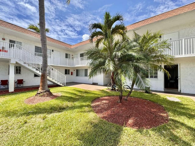 3350 NE 16th Terrace Unit 10, Pompano Beach, FL 33064