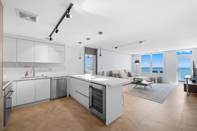 10185 Collins Avenue 919, Bal Harbour, FL 33154