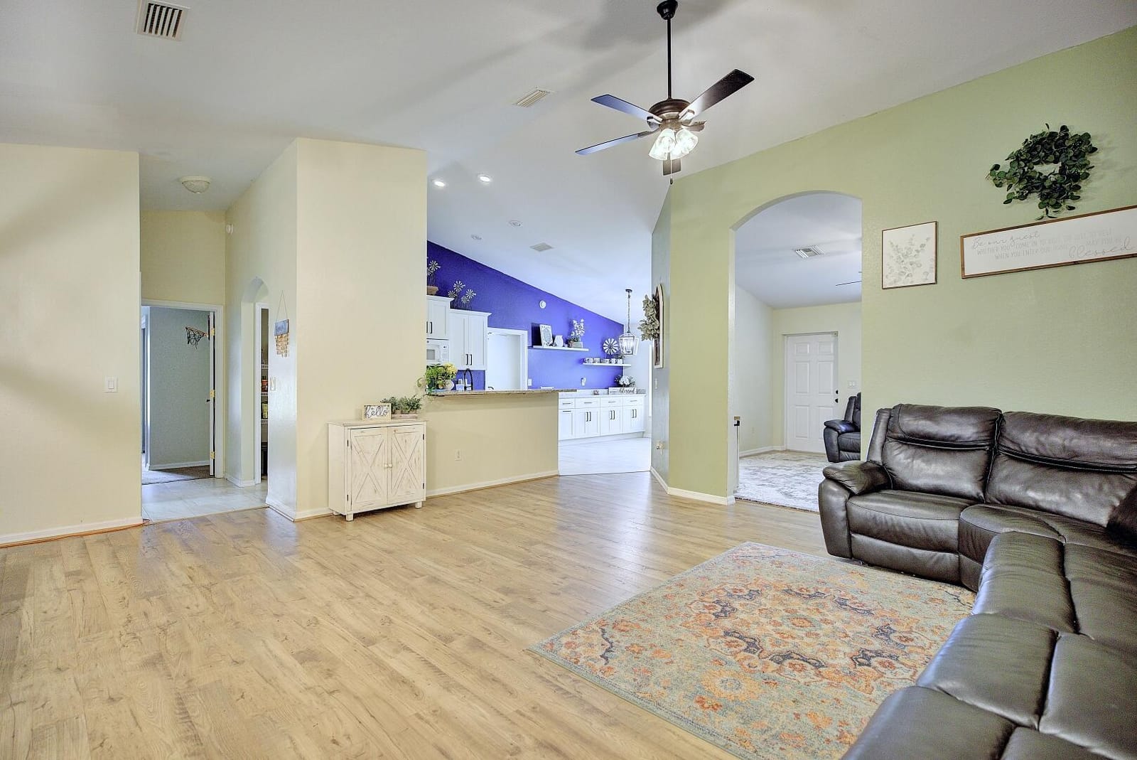 9134 Oviedo Street — photo 5