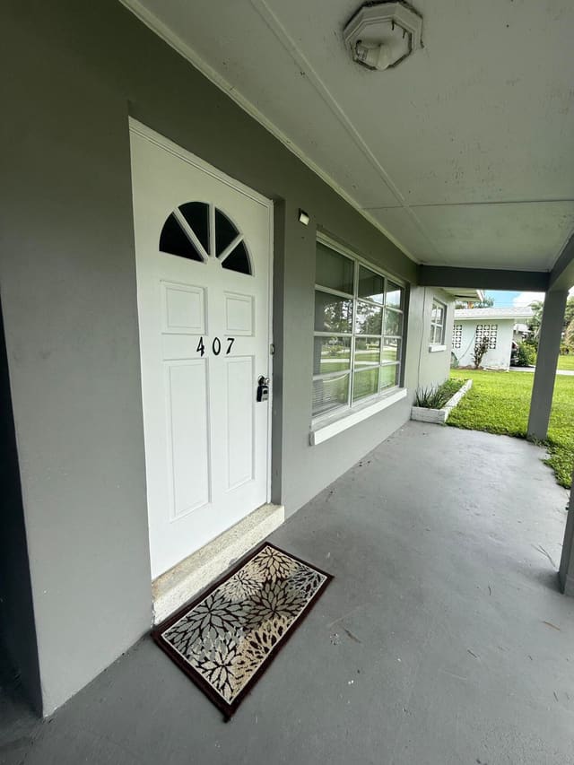 407 Willows Avenue, FL 34952
