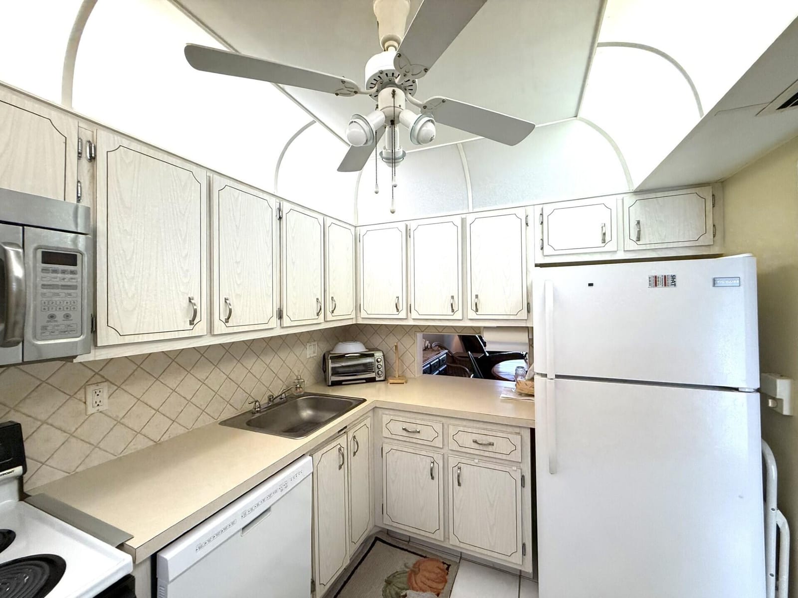 2991 NW 46TH Avenue 207 — photo 9