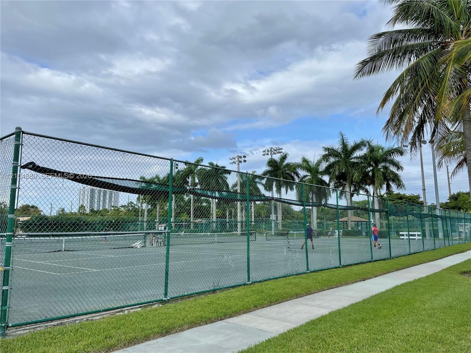 16950 W Dixie Highway A324, North Miami Beach, FL 33160 photo 22