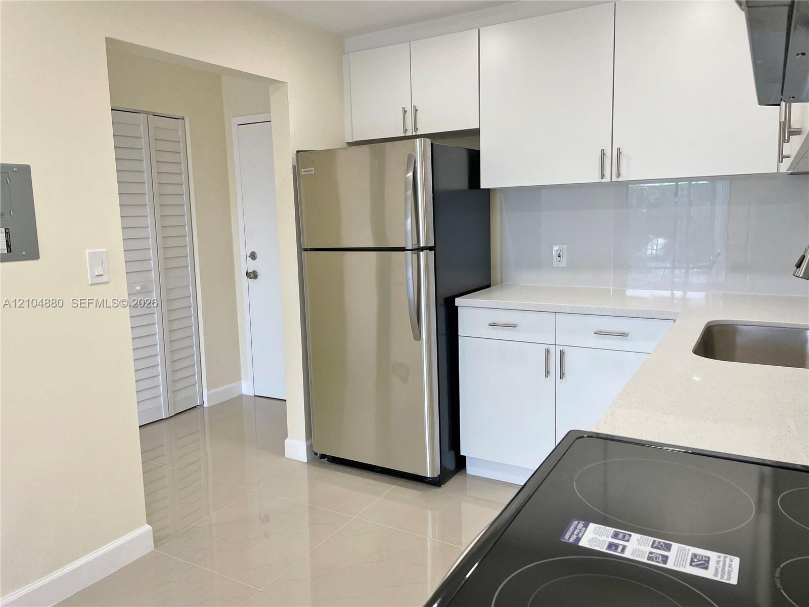 16950 W Dixie Highway A324, North Miami Beach, FL 33160 photo 4