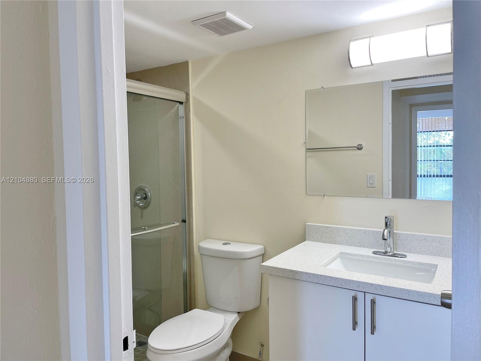 16950 W Dixie Highway A324, North Miami Beach, FL 33160 photo 10