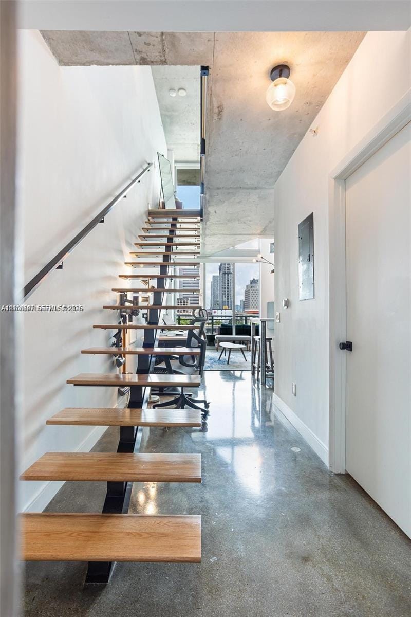 690 SW 1st Court 1005 — photo 2